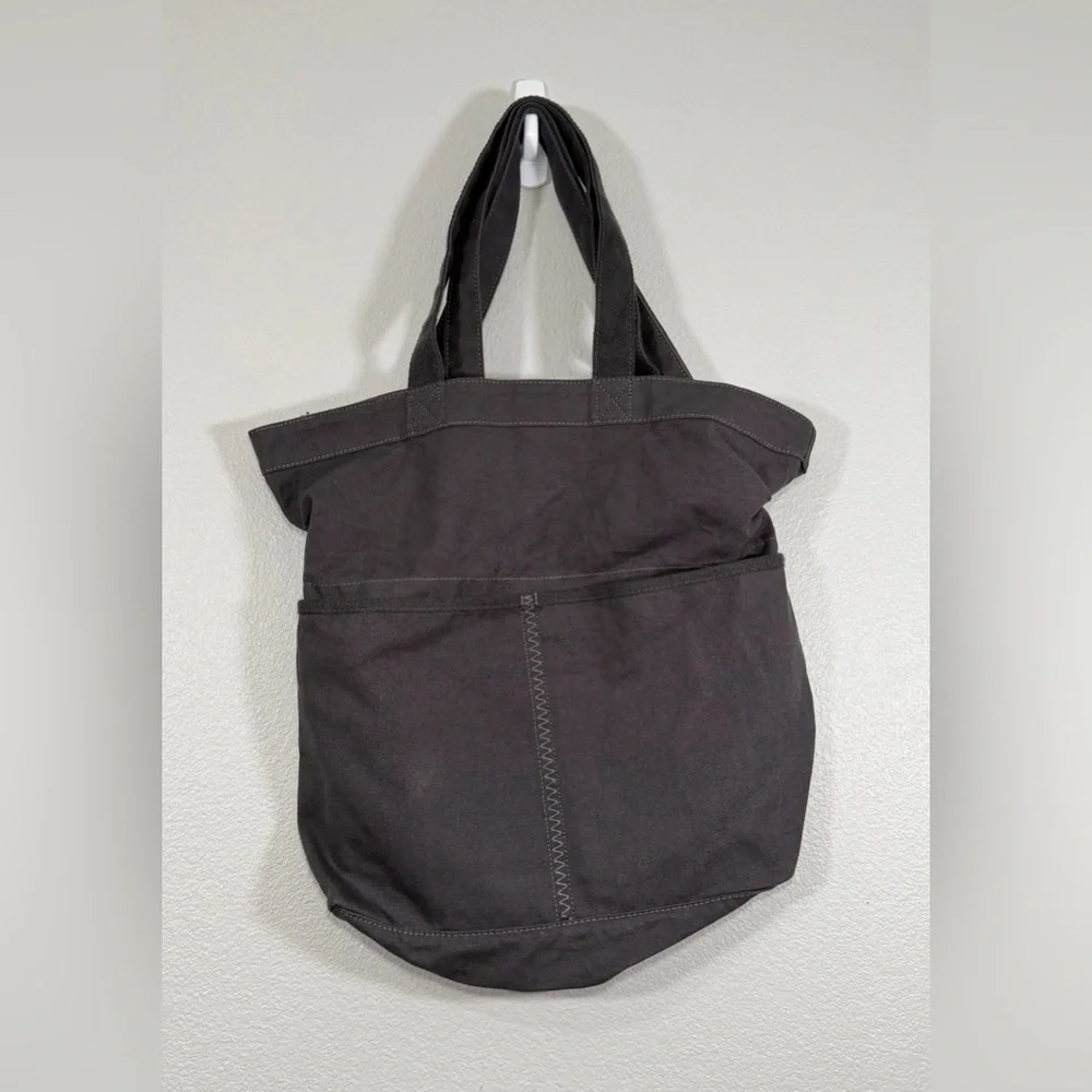 RETIRED Thirty-One Retro Metro Fold-over Bag Charcoal Tote Purse Pockets Straps